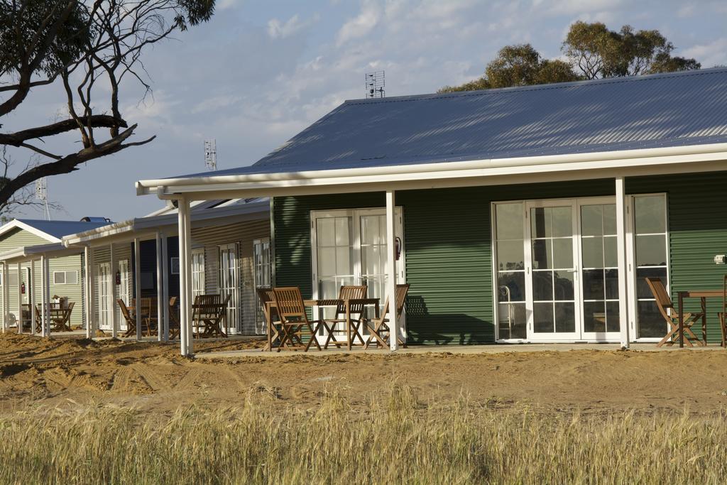 Mary'S Farm Cottages Kukerin Kamer foto