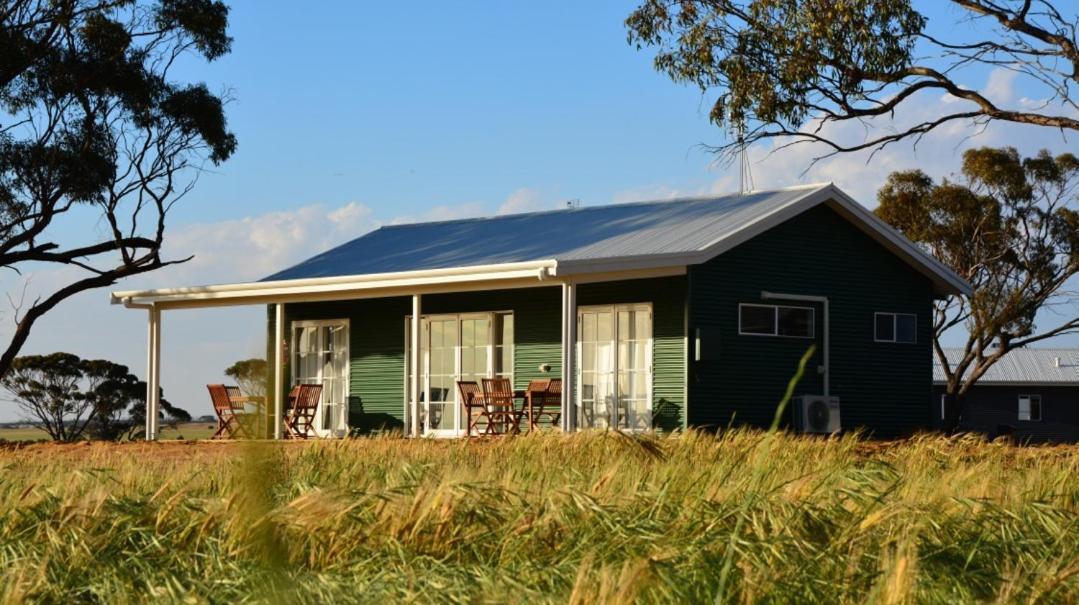 Mary'S Farm Cottages Kukerin Buitenkant foto